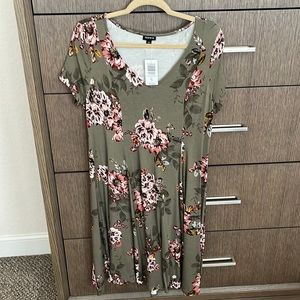 New w/tags floral sundress